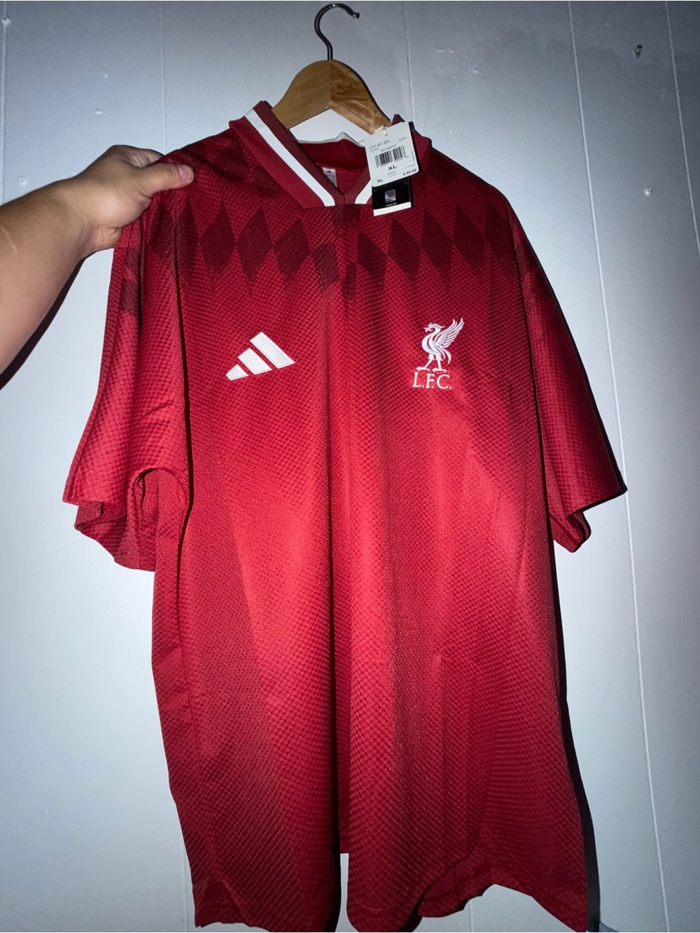 Men Adidas Liverpool Stadium Version jersey Size XL
